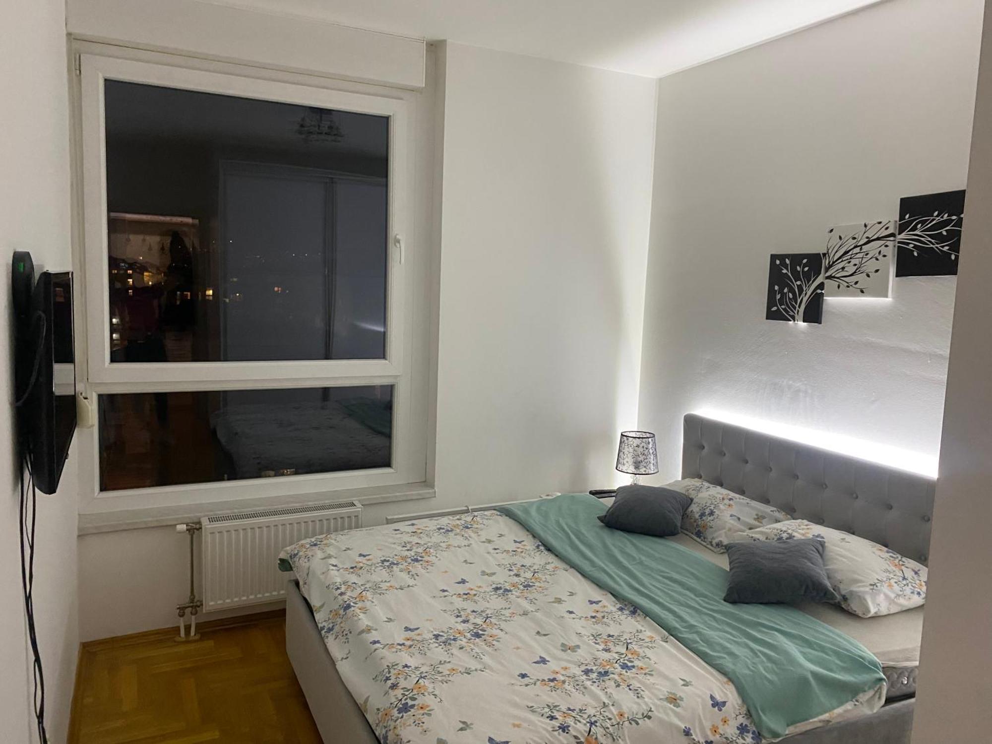 Stan Na Dan Bella Banja Luka Exterior foto